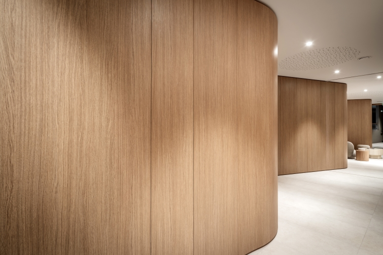 Master Oak et Essential Oak à l'Horizon Resort Massane